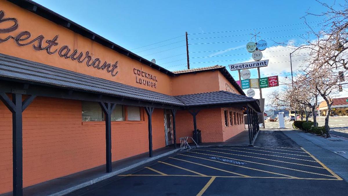 BJ’s Barbecue, Gold N’ Silver Inn earn Washoe County health awards